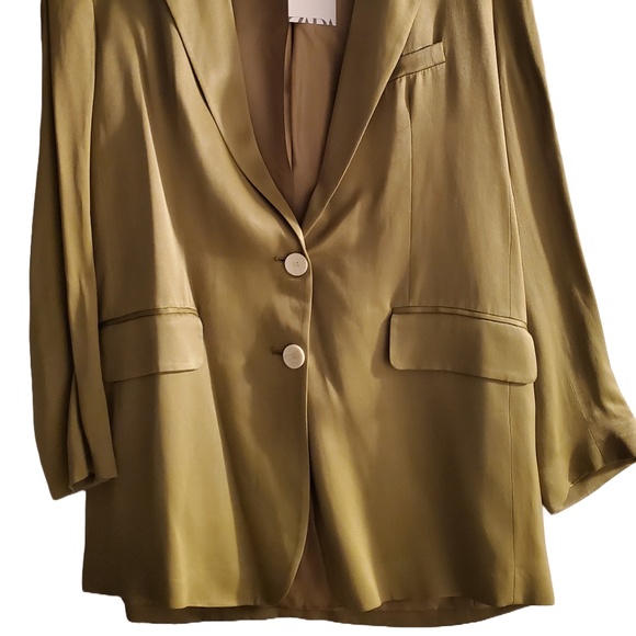 Zara & MNG - Picture 2 of 8